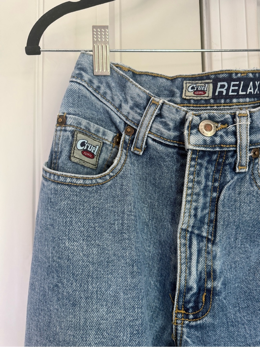 Cruel Girl Relaxed Fit Jeans in Light Blue Denim